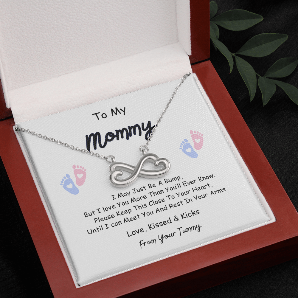 To My Mommy Necklace – Sentimental Gift from Baby Bump