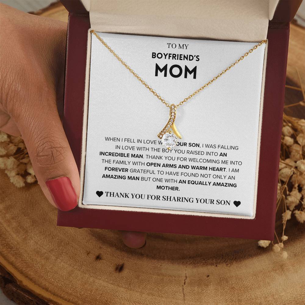 Forever Grateful - Alluring Beauty To My Boyfriend's Mom Necklace