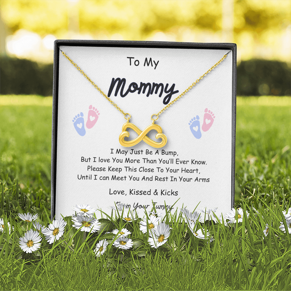 To My Mommy Necklace – Sentimental Gift from Baby Bump