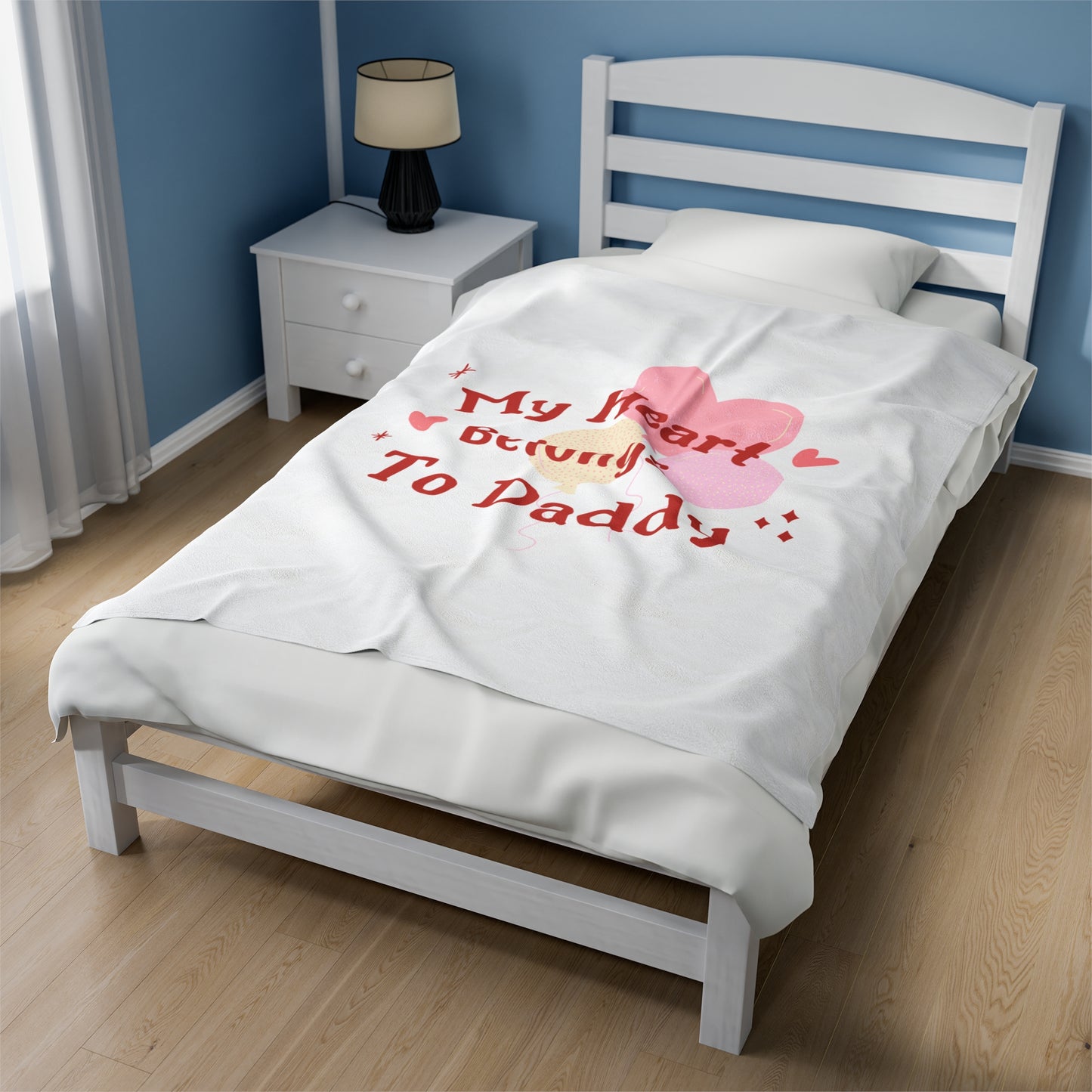 My Heart Belongs to Daddy' Soft Velveteen Plush Blanket